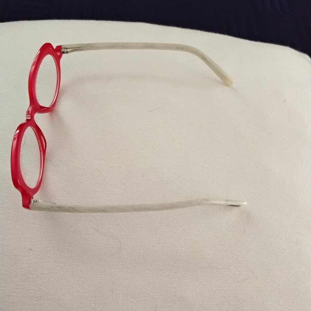 Reading Glasses - image 6